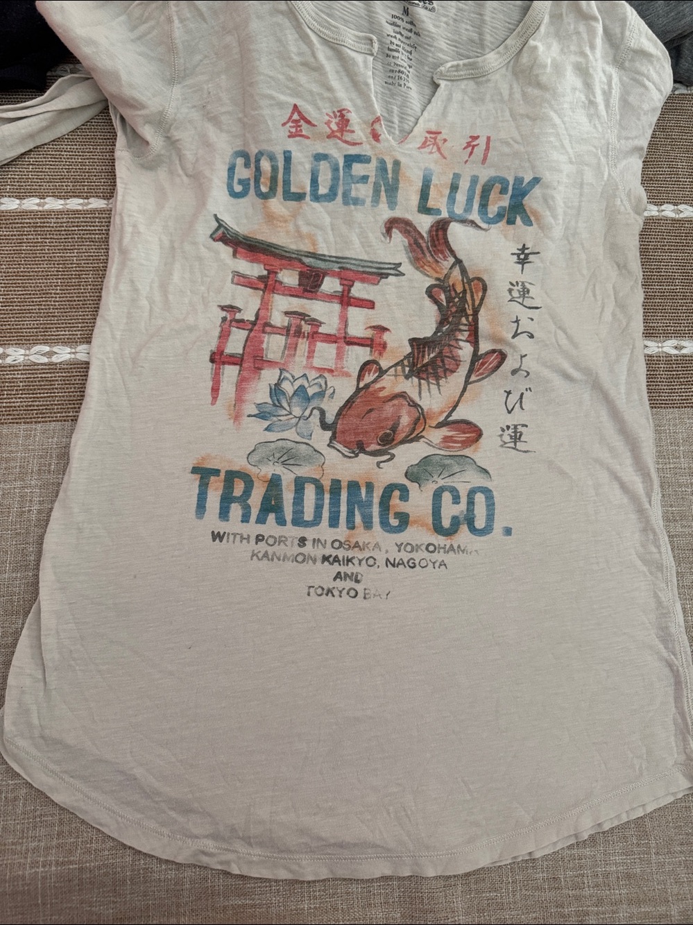 Long sleeve t shirt by lucky tees - Picture 3 of 4